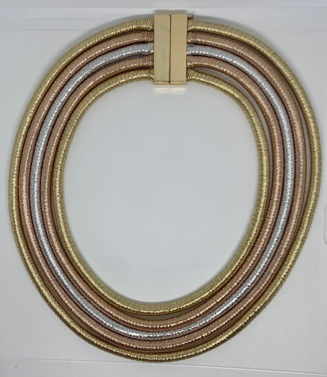 COLLAR SUAHARI