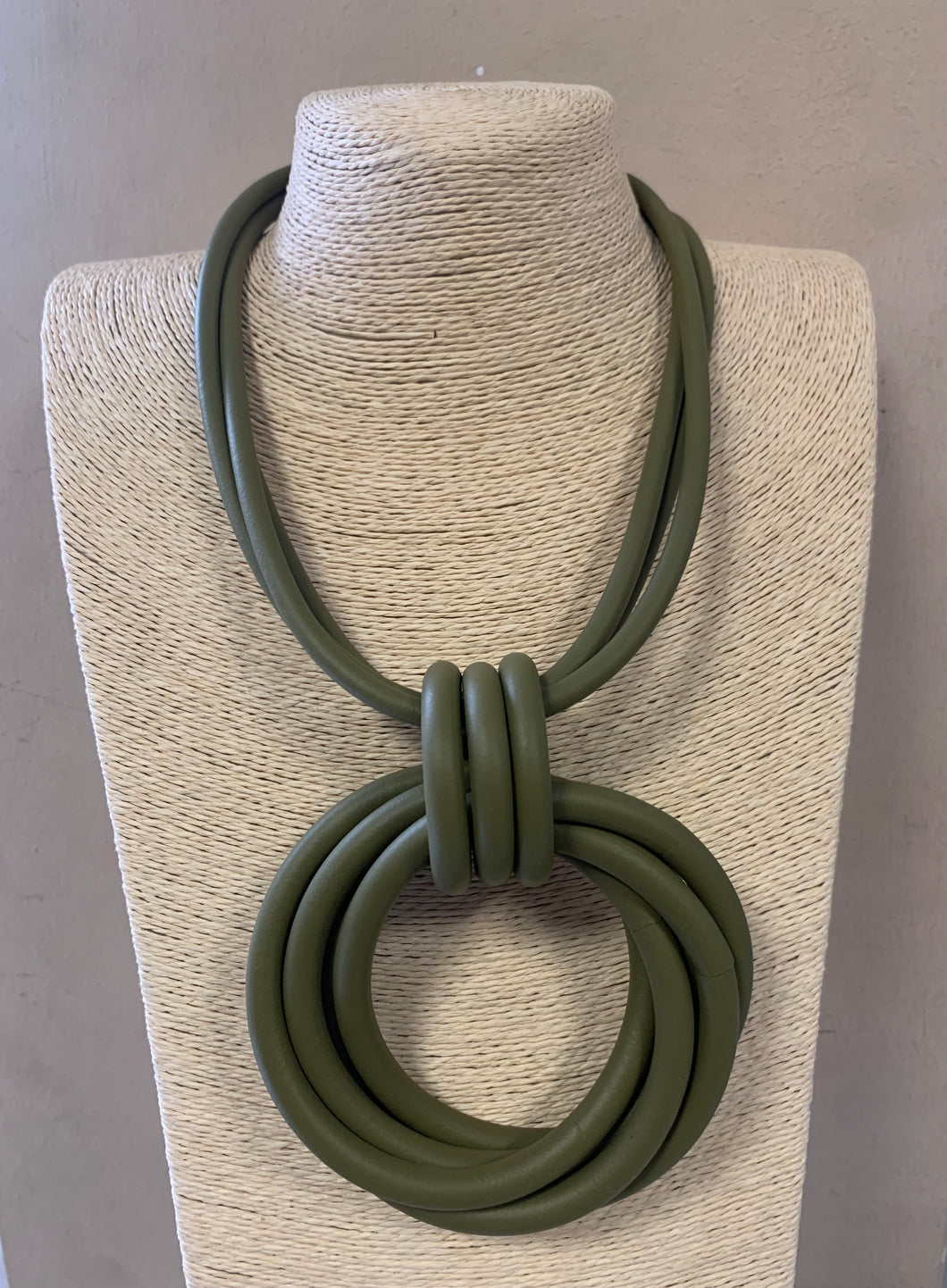 COLLAR GREEN