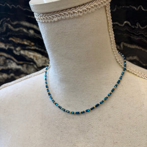 COLLAR AZUL