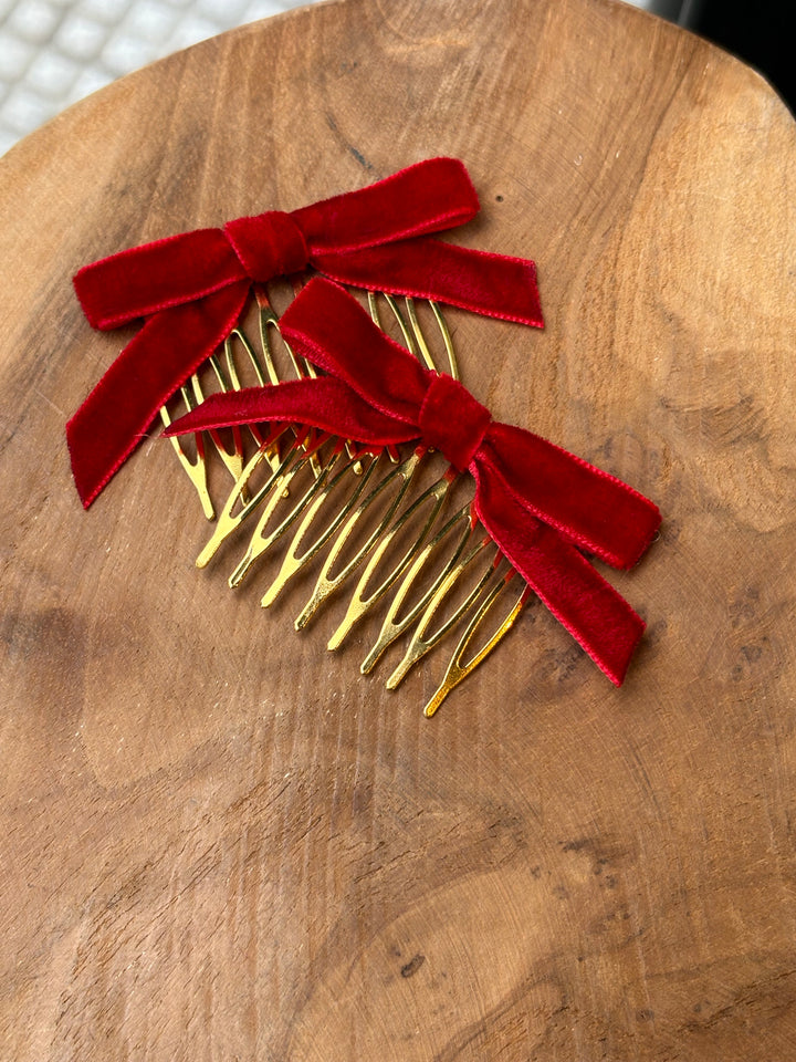 PEINA LAZO TERCIOPELO ROJO