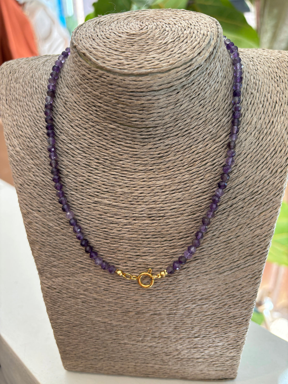 GARGANTILLA NIMIT MORADO