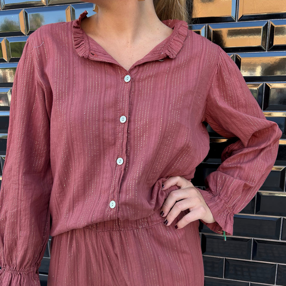 CONJUNTO DE PANTALON TEJA CON DETALLES DORADOS