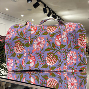 BOLSA ESTAMPADA FONDO MALVA