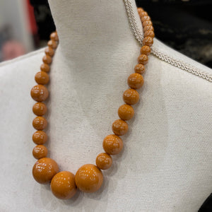 COLLAR BOLAS MOSTAZA