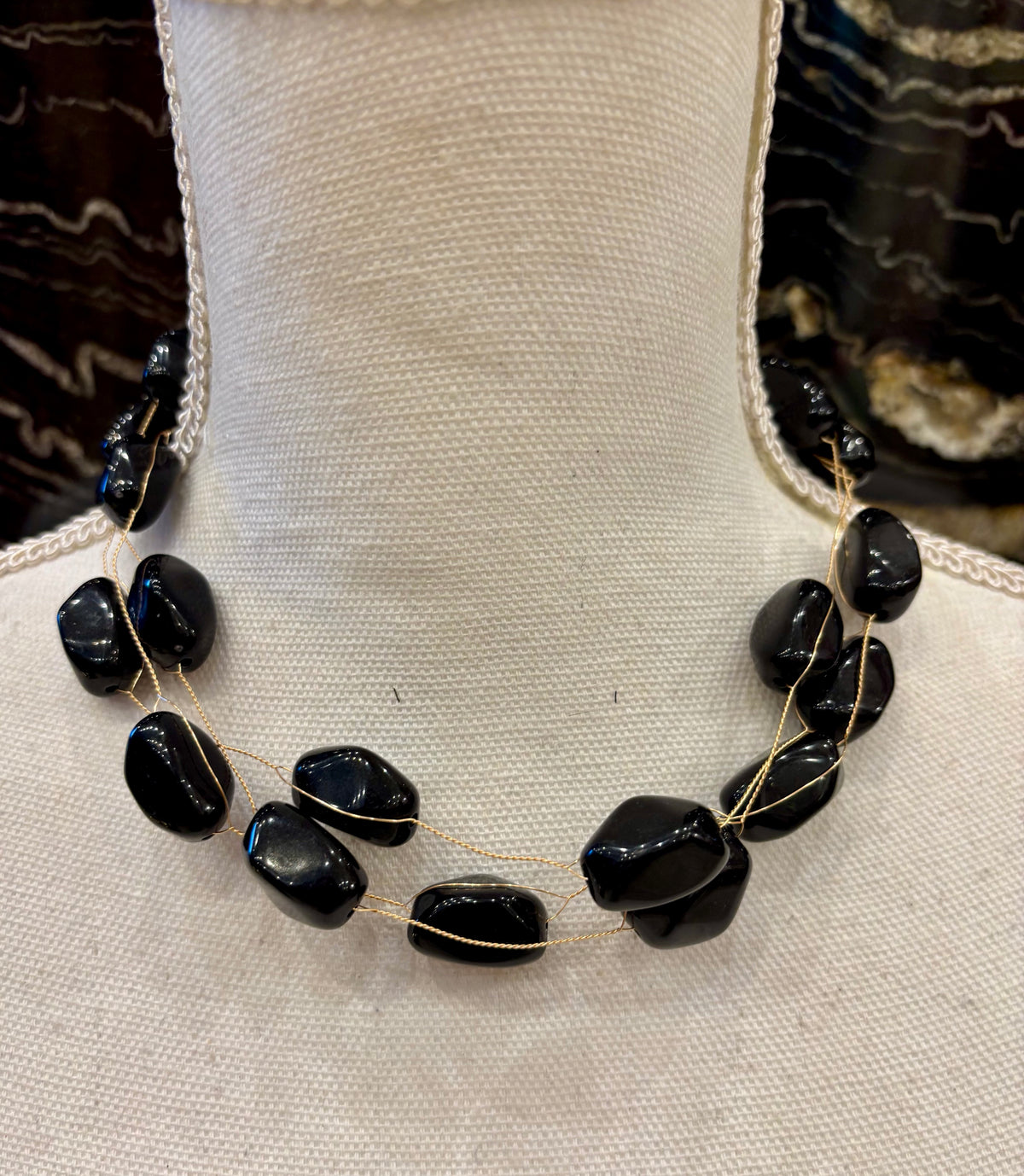 CHOCKER PIEDRAS NEGRO