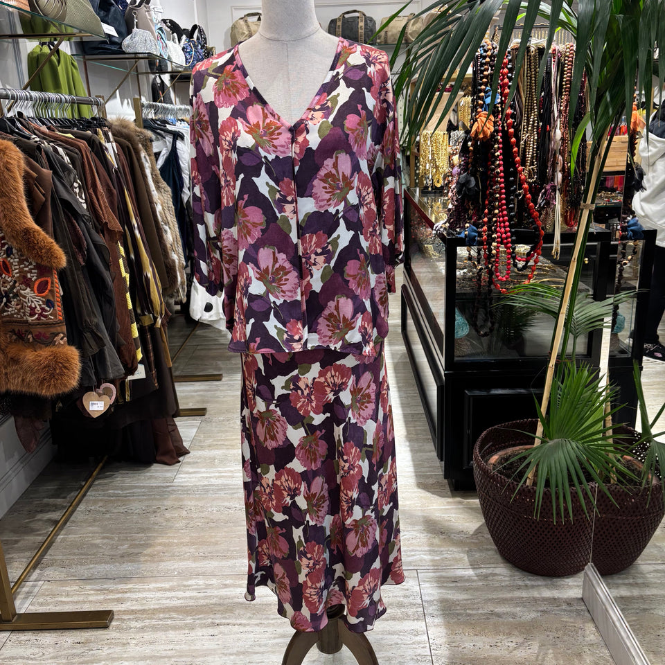 CONJUNTO DE FALDA SATINADO ESTAMPADO ROSA