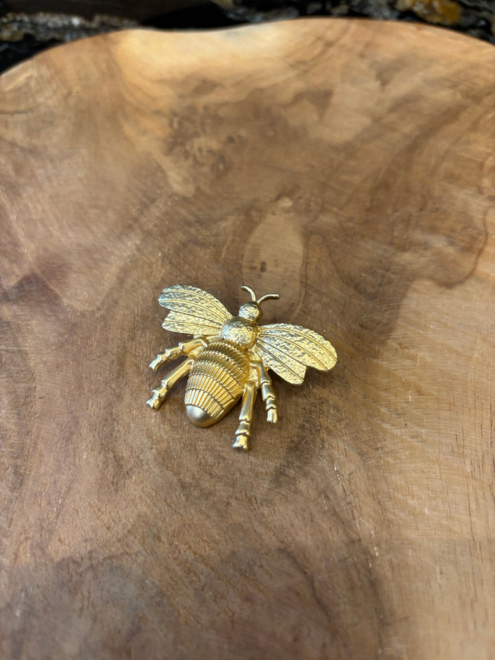 BROCHE AVISPA MATE