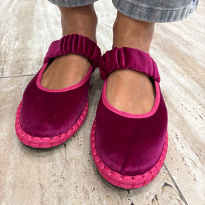 BAILARINA DE TERCIOPELO FUCSIA CON TIRA FRUNCIDA
