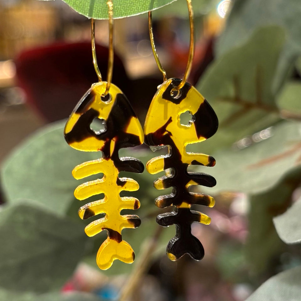 PENDIENTE RASPA CAREY