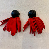 PENDIENTE FLECOS MADERA ROJO