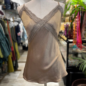 TOP LENCERO CAMEL