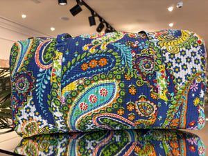 BOLSA ESTAMPADA FONDO AZUL