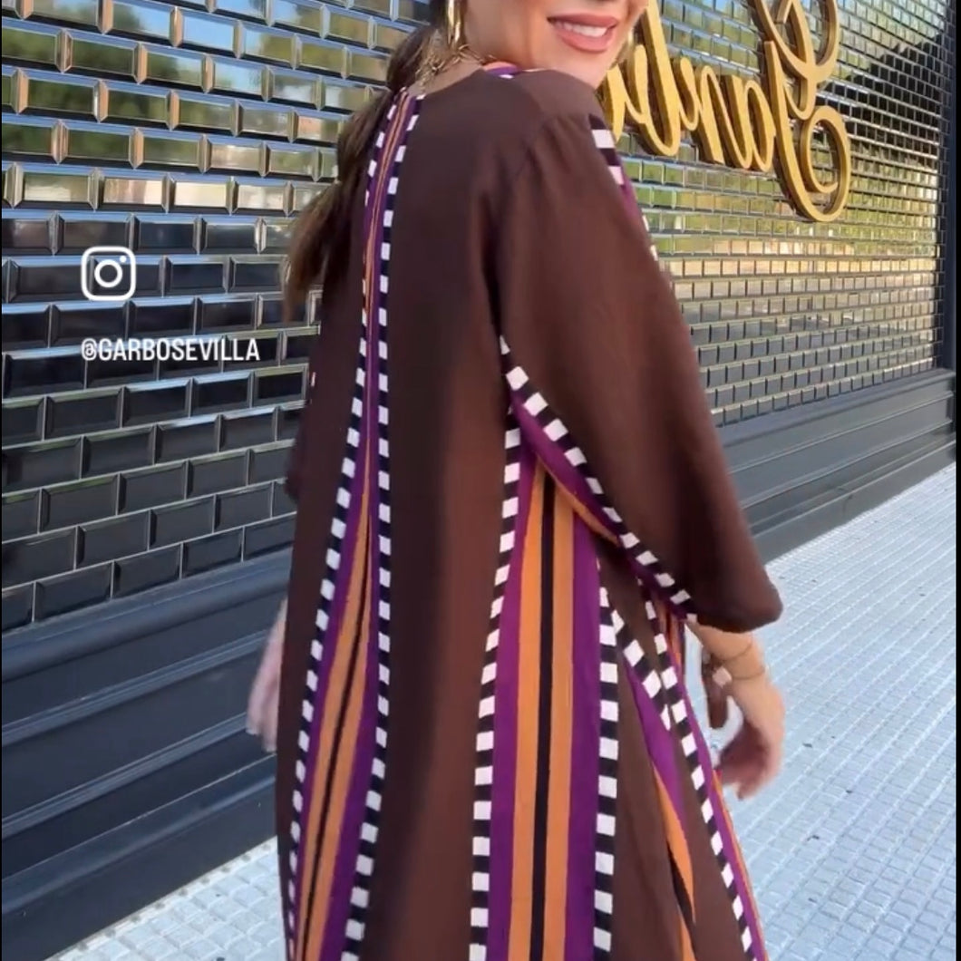 VESTÍDO ESTAMPADO DE RAYAS Y CUADROS
