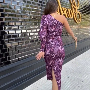 VESTIDO DE UNA MANGA ESTAMPADO MORADO