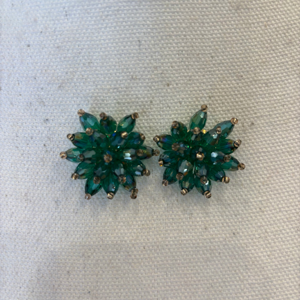 PENDIENTE POMPON VERDE