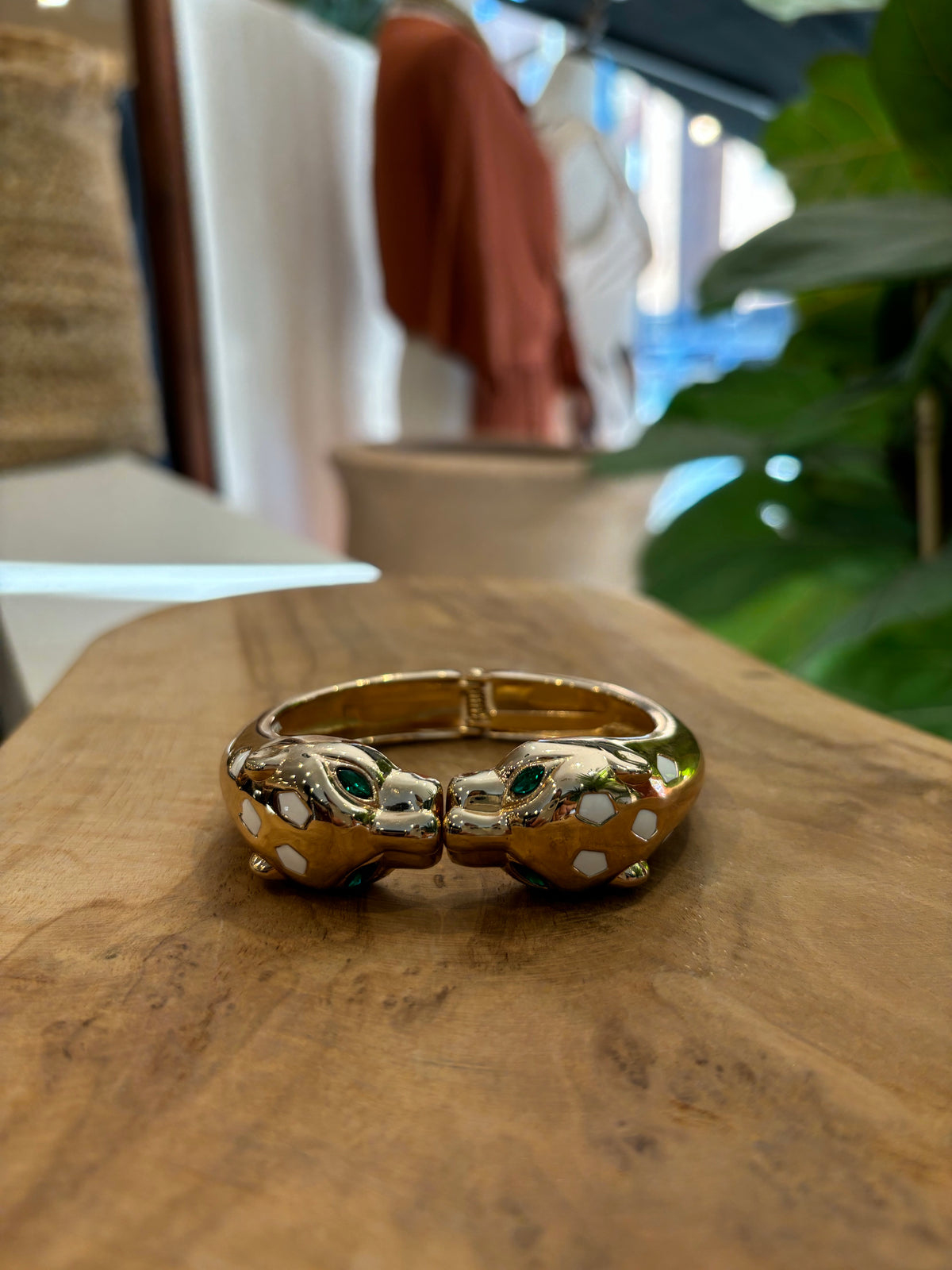 PULSERA JAGUAR BLANCO