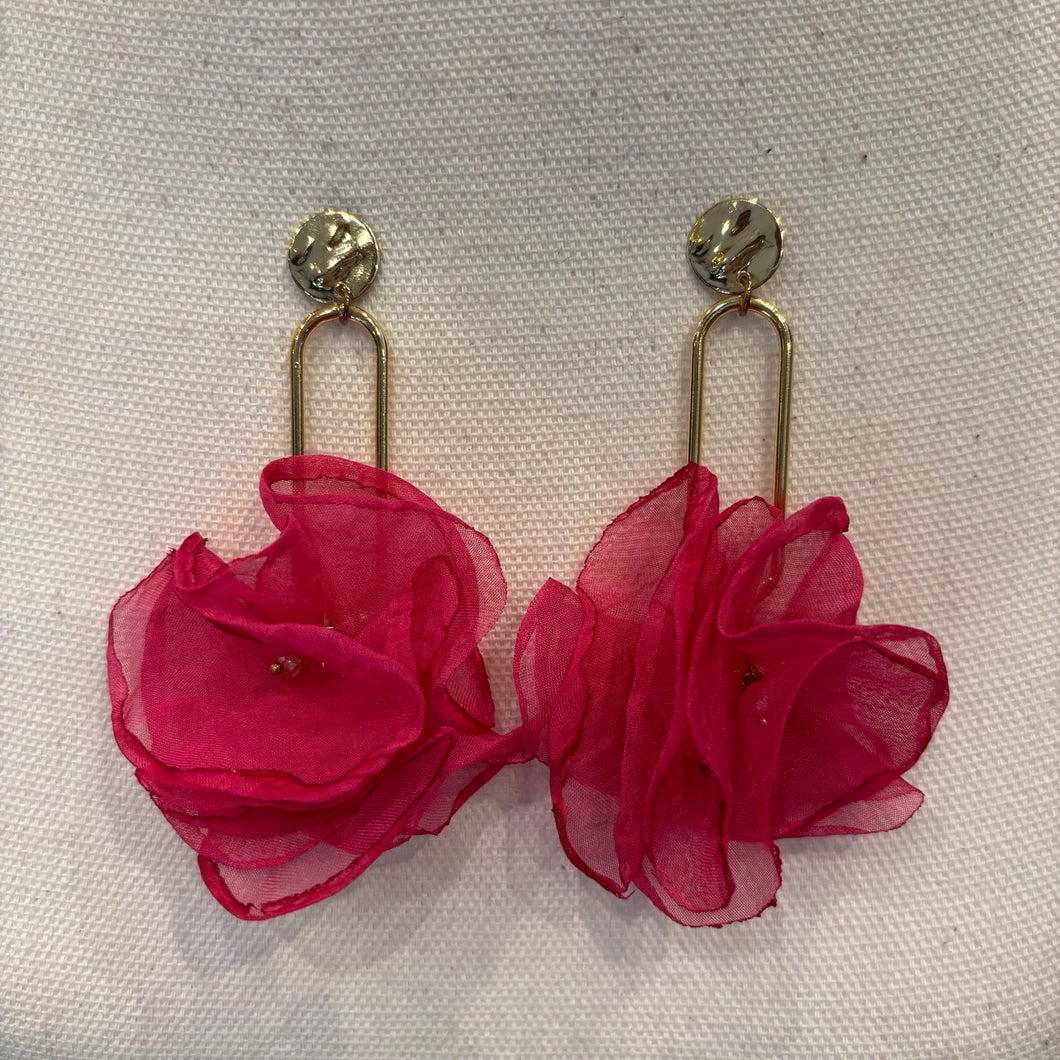 PENDIENTE FLOR TELA ROSA