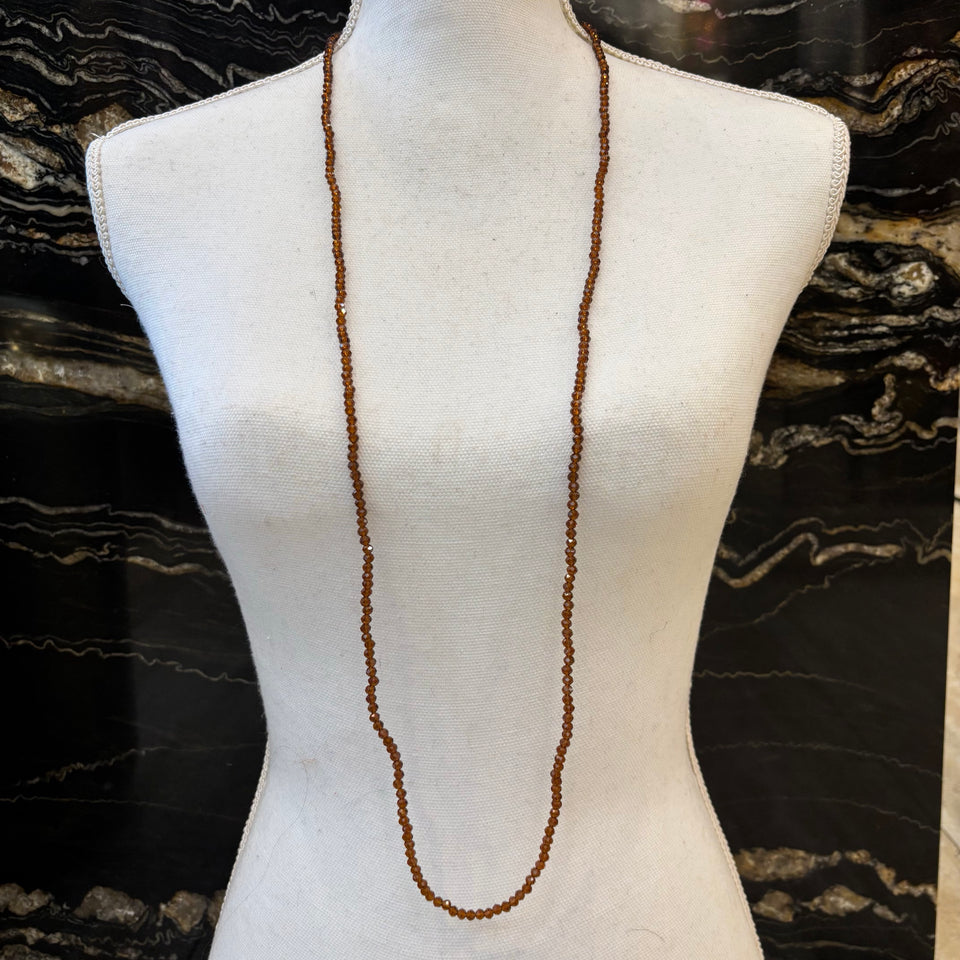 COLLAR BOLITAS MARRON