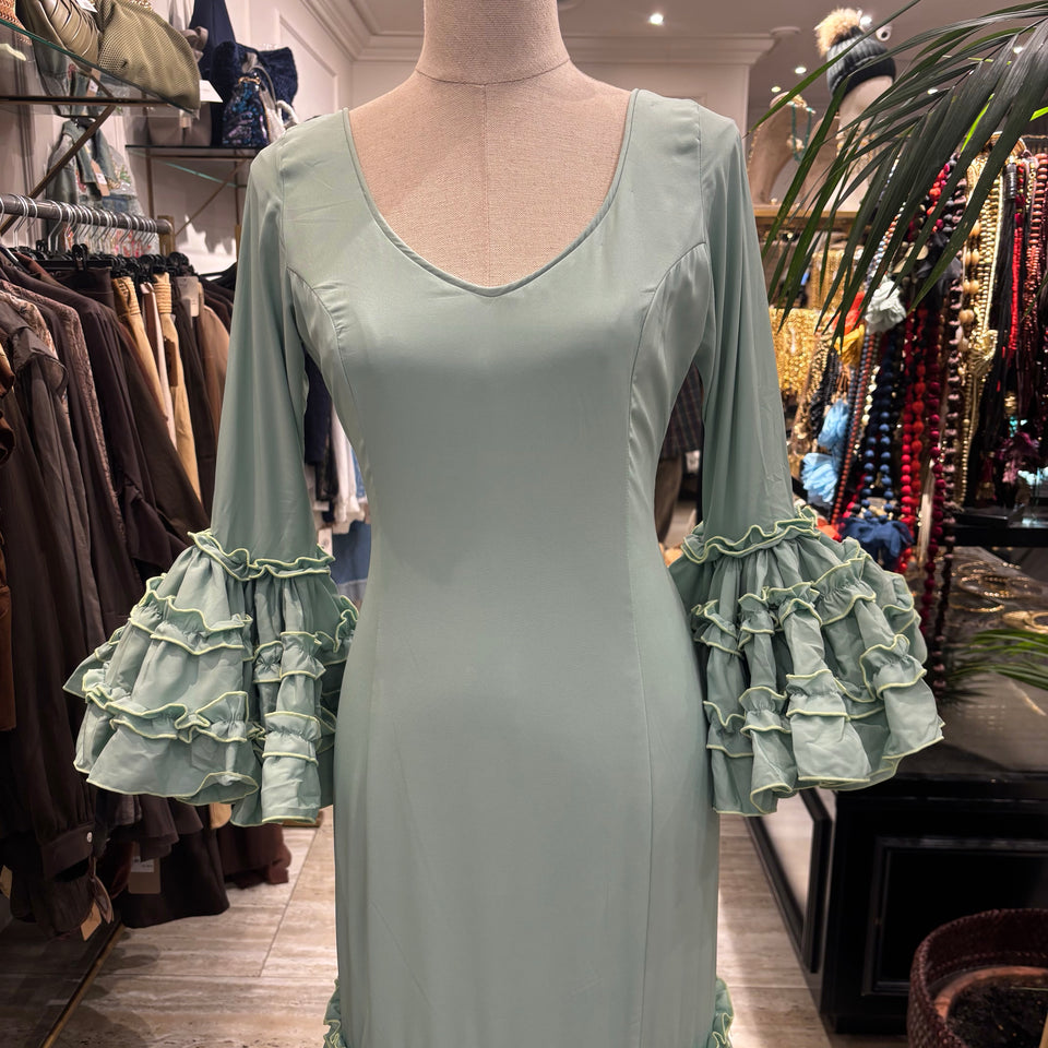 TRAJE DE FLAMENCA LISO VERDE AGUA