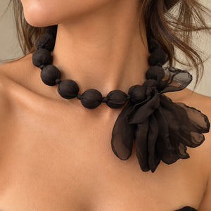 CHOKER FLOR TELA MARRON OSCURA