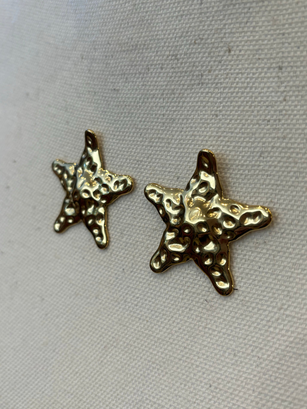 PENDIENTE ESTRELLA DORADA