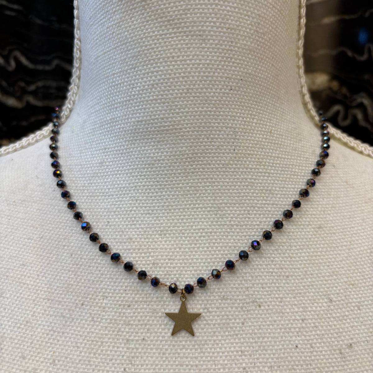 GARGANTILLA BOLITAS AZUL Y ESTRELLA
