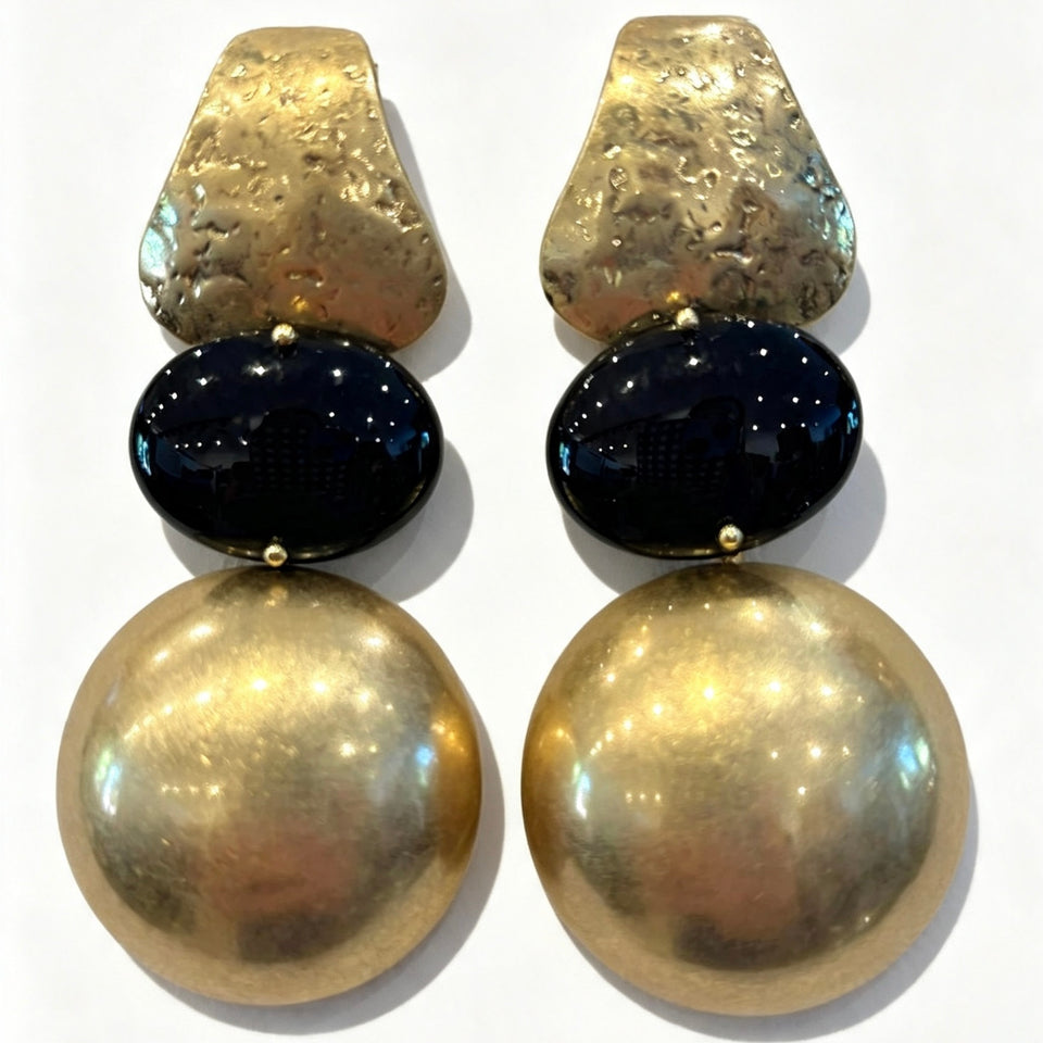 PENDIENTE DORADO PIEDRA NEGRA