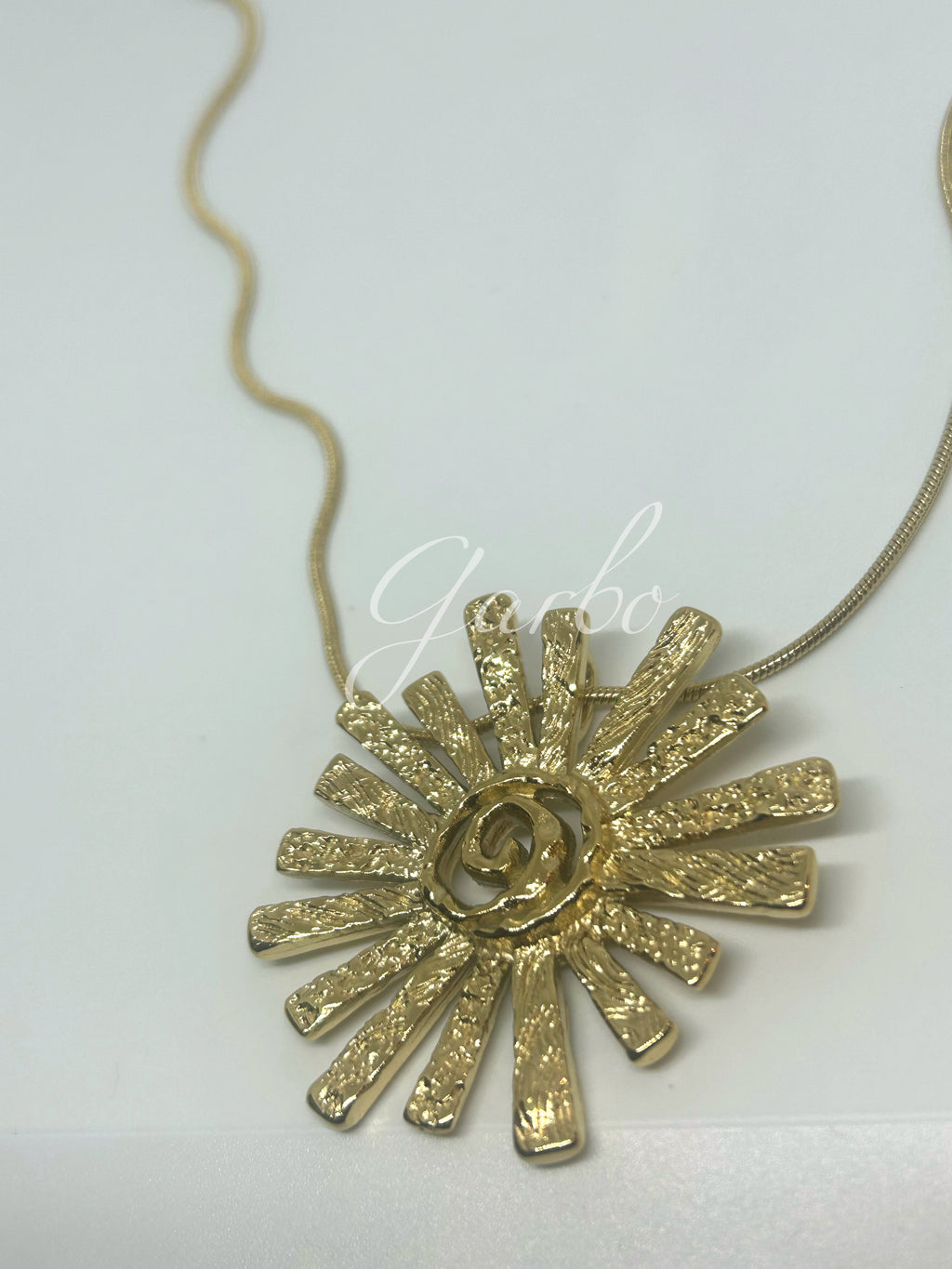 CADENA SOLE