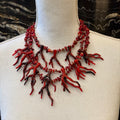 COLLAR DE PIDRAS ROJO Y CORALES BICOLOR