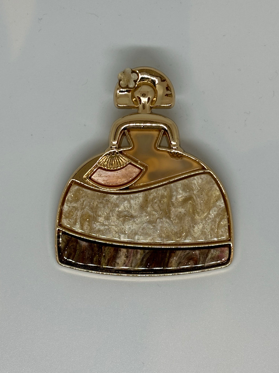 BROCHE MENINA BEIGE