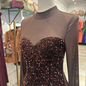 TOP DE TUL Y LENTEJUELAS MARRÓN