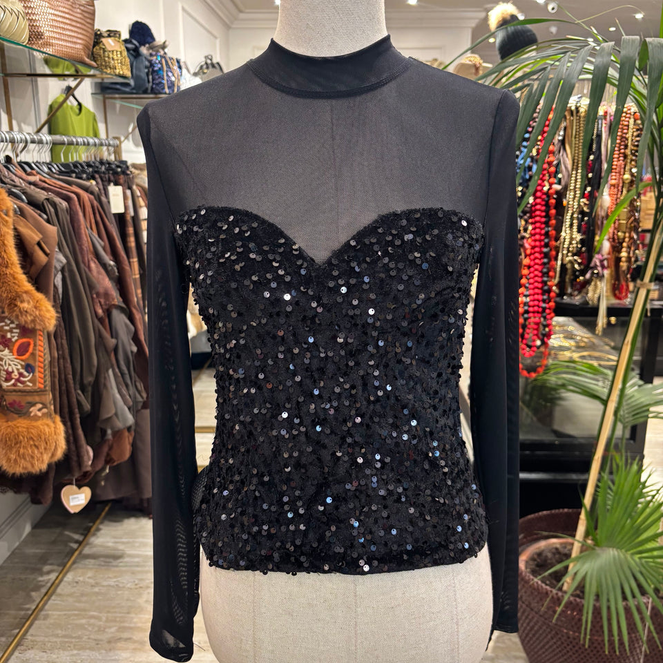 TOP DE TUL Y LENTEJUELAS NEGRO