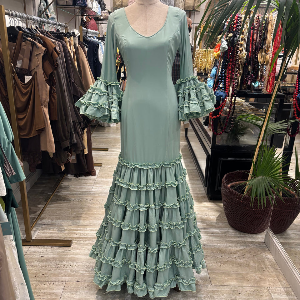 TRAJE DE FLAMENCA LISO VERDE AGUA
