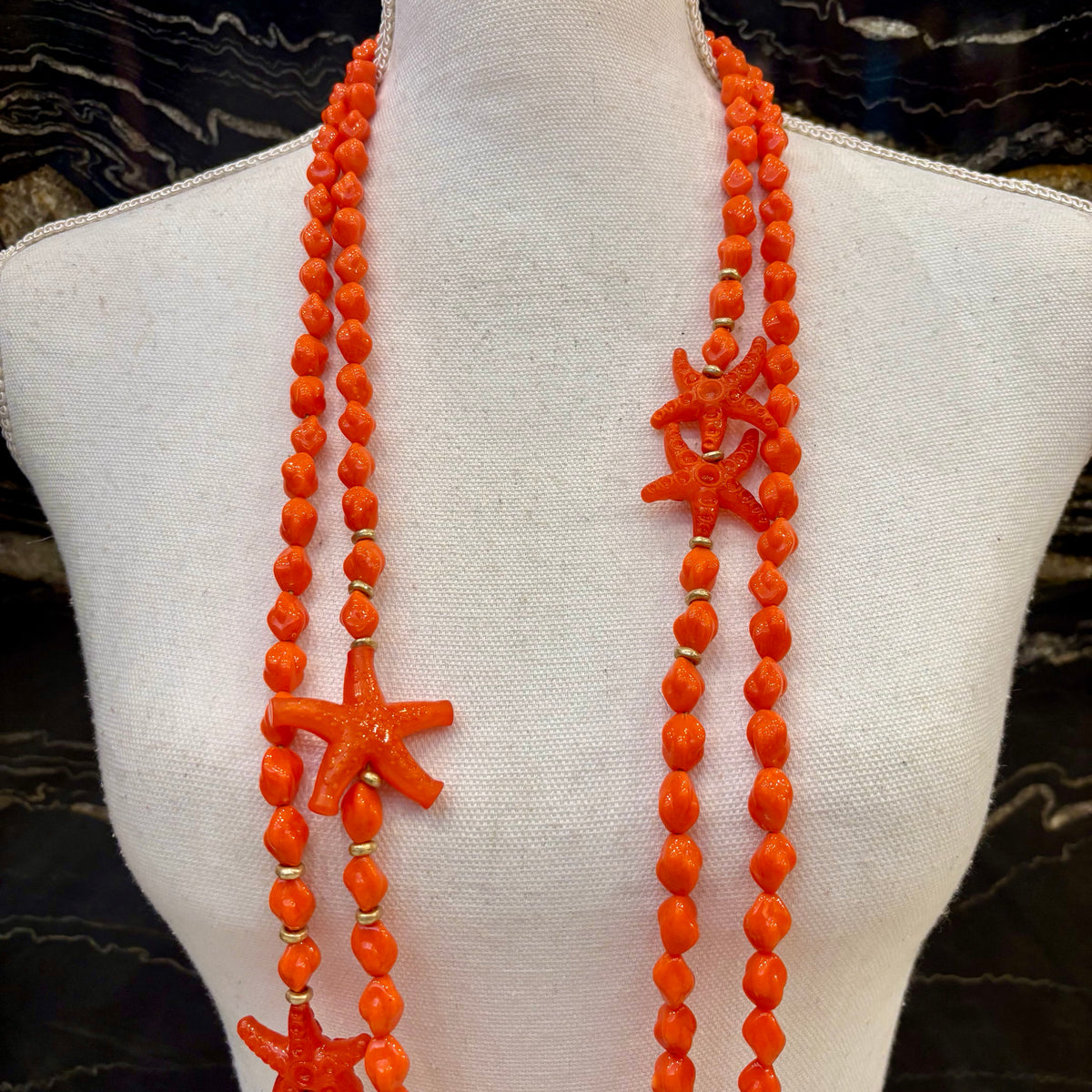 COLLAR LARGO ESTRELLA DE MAR NARANJA