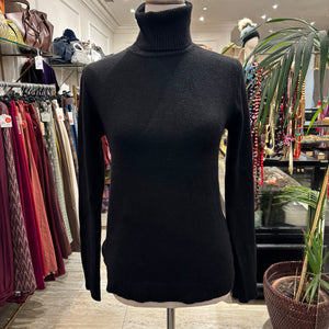 JERSEY CUELLO VUELTO NEGRO