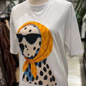 CAMISETA DÁLMATA CON PAÑUELO