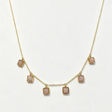 COLLAR CUADRADOS PEQUEÑOS