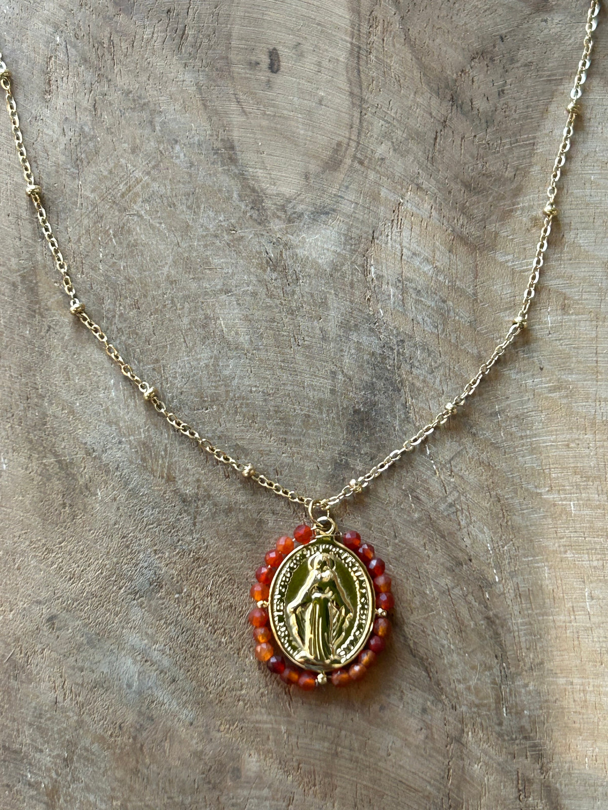 CADENA VIRGEN MILAGROSA NARANJA