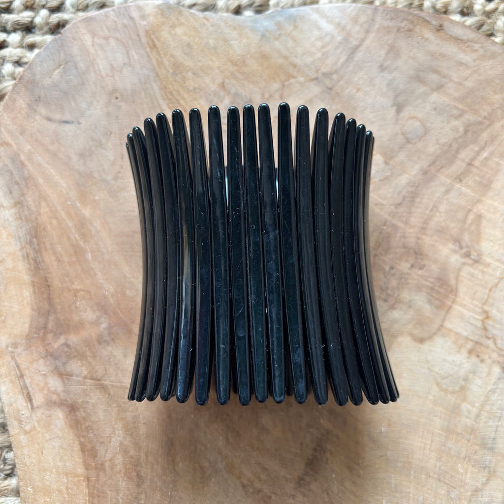 PULSERA ANCHA NEGRA