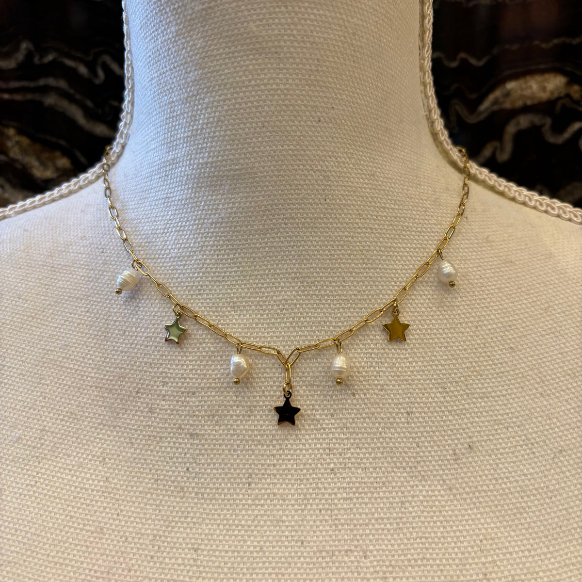 CADENA DE ESTRELLAS Y PERLAS