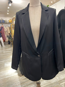 BLAZER NEGRA BÁSICA