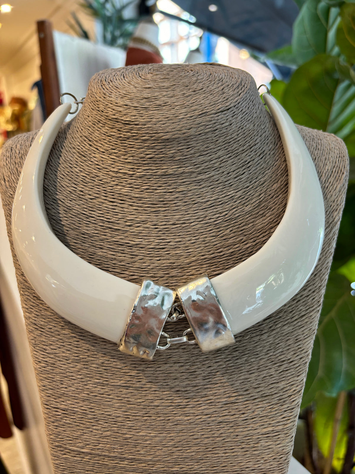 COLLAR COLMILLO PLATA