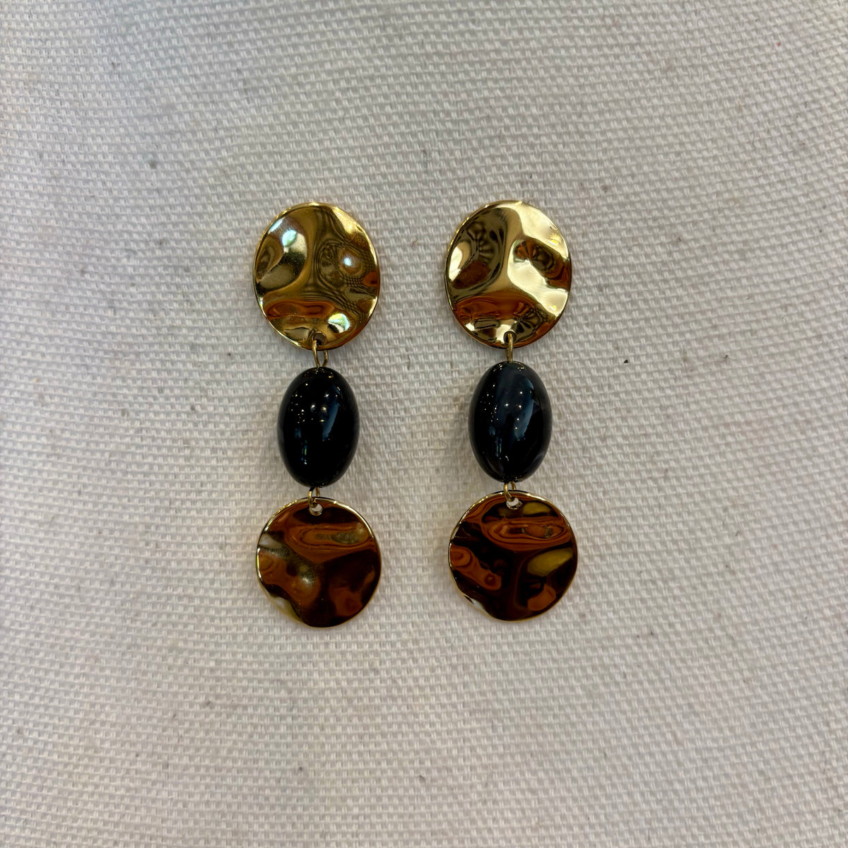 PENDIENTE PIEDRA NEGRA Y CIRCULO