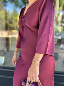VESTIDO CON NUDO EN BUDEOS