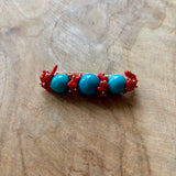 BROCHE CORAL ROJO CON BOLA TURQUESA