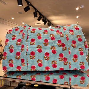 BOLSA ESTAMPADA FONDO AZUL