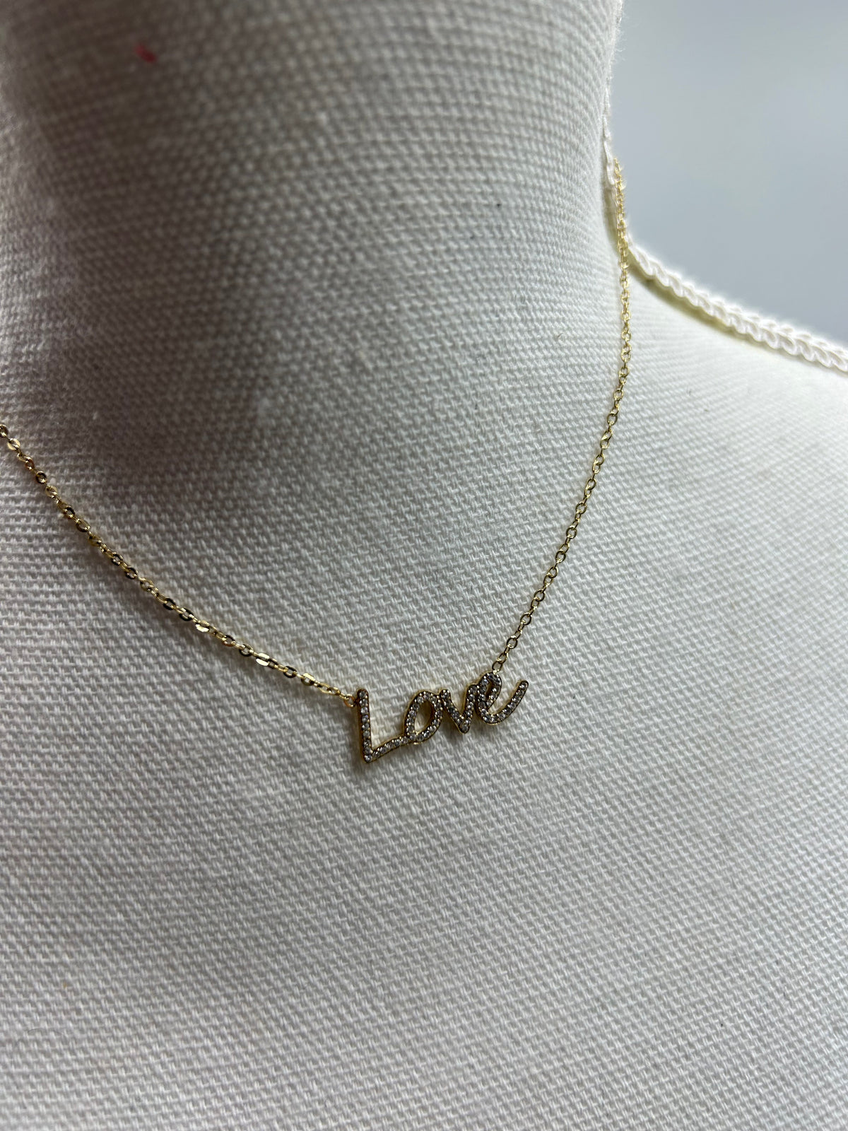 CADENA LOVE