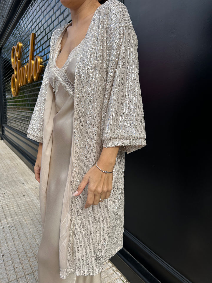 KIMONO DE LENTEJUELA BEIGE