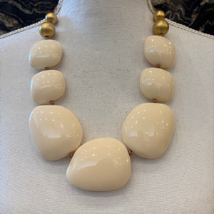 COLLAR PIEDRAS GRANDES BEIGE