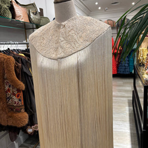 CAPA CON FLECOS BEIGE